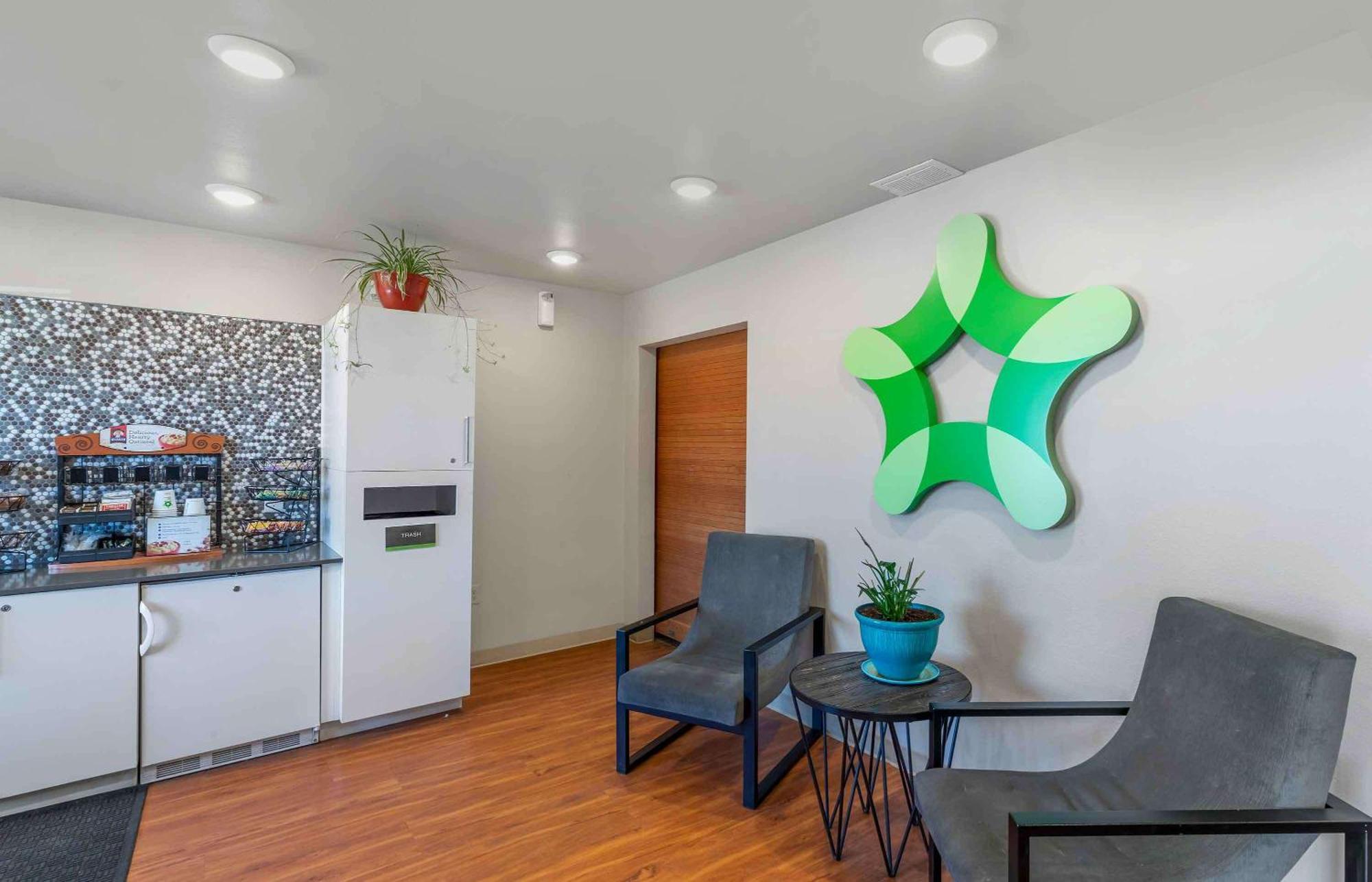 Extended Stay America Suites - Denver - Airport Аврора Экстерьер фото
